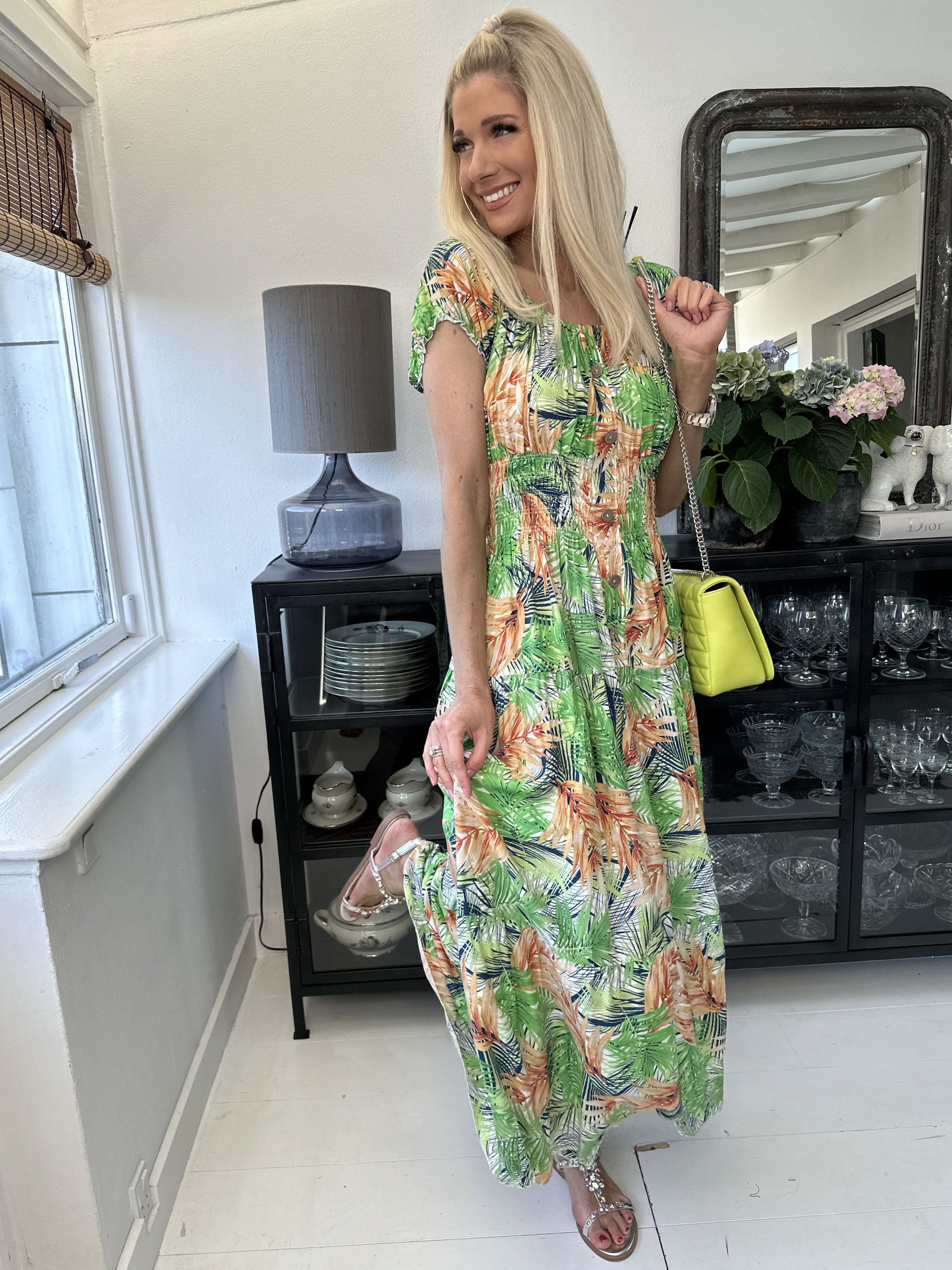 Finalia palm - Lang kjole med smock og palmemotiv